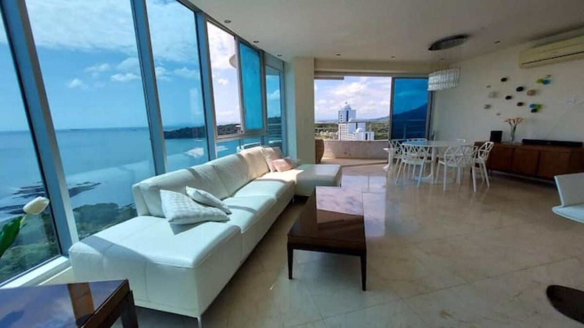Playa Bonita Village Apartment | Luxury Paradise at Playa Bonita