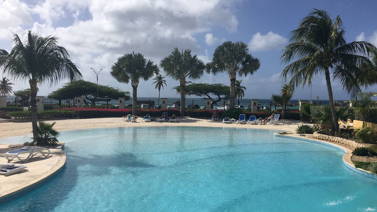 Oranjestad-West Apartment | Luxury Patio in Oceania Residences with view to Eagle Beach.