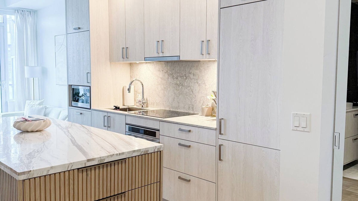 CityPlace Apartment | Luxury Penthouse at The Well | Stunning Views & Prime Location