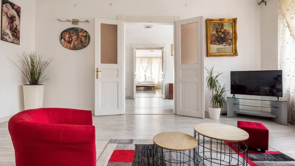 Orczy negyed Apartment | Luxury Penthouse close metro and tram 2