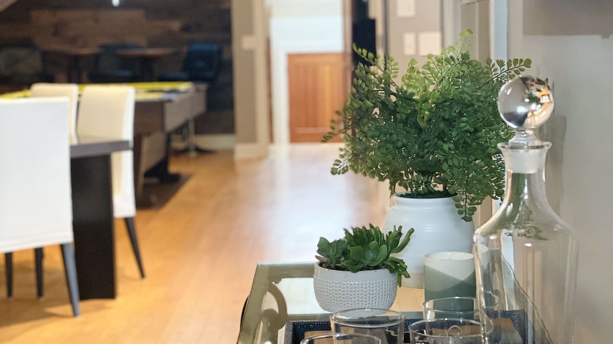 Stillwater Condo | Luxury Penthouse in Downtown with private parking next to JX Event Venue