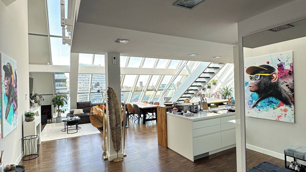West Berlin Centre Apartment | Luxury penthouse on Kurfürstendamm