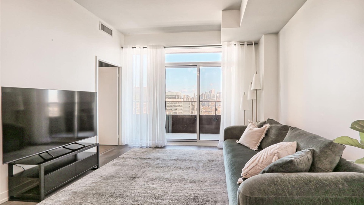Parkdale Apartment | Luxury penthouse with a beautiful view, 3 bedrooms, private balcony, and more.