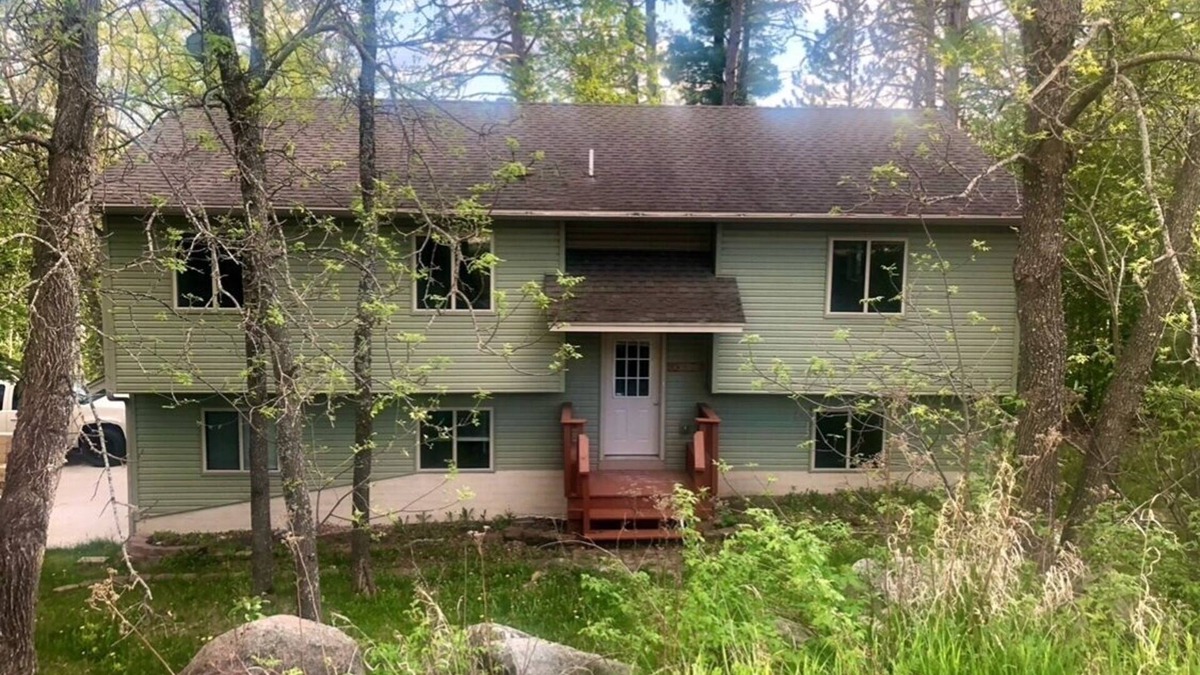 Tower House | Luxury pet-friendly home near hiking trails and Lake Vermilion