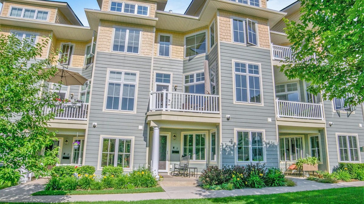 Petoskey Condo | Luxury Petoskey Condominium
