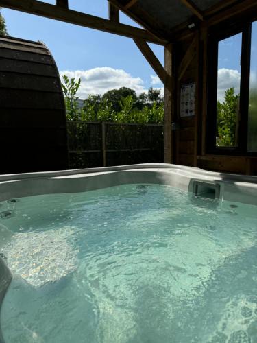 Longtown Cabin | luxury pod with hot tub