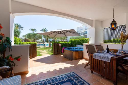 Roldan Apartment | Luxury Pool and Spa - Casa Coco