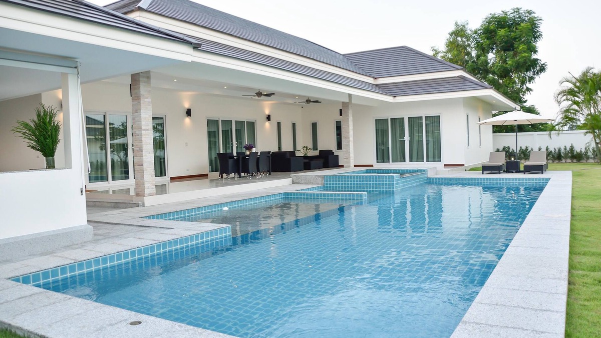 Hua Hin Villa | Luxury Pool Villa Hua Hin 3Bedroom near beach