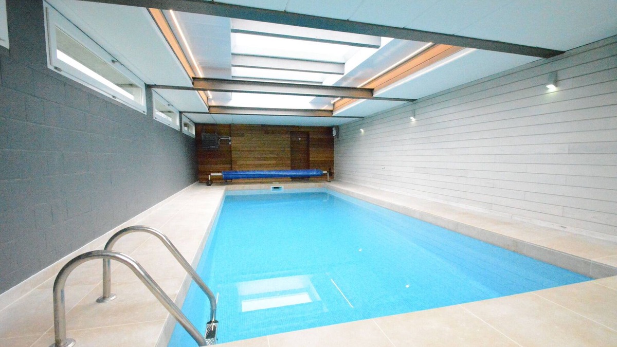Ohey House | Luxury Pool Villa in Goesnes