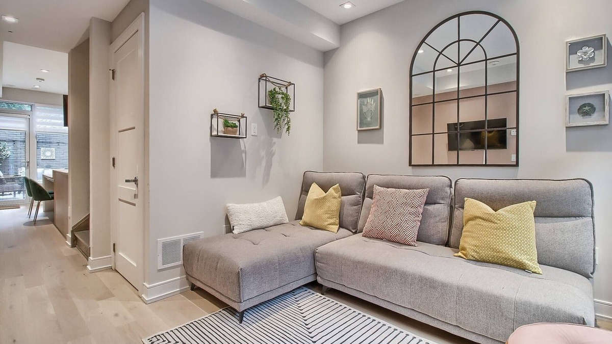 Bloor-Yorkville House | Luxury prime property in central downtown Toronto