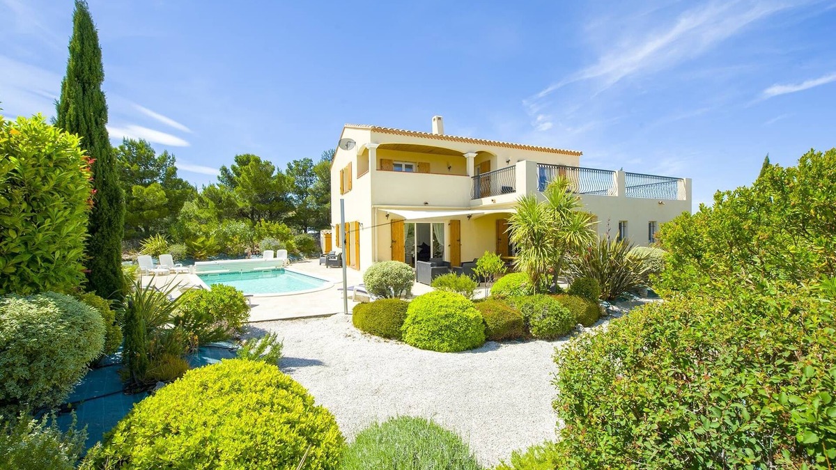 Fitou Villa | Luxury Private Villa; Heated Pool; Sea View; 10 min drive to sandy beaches, WiFi