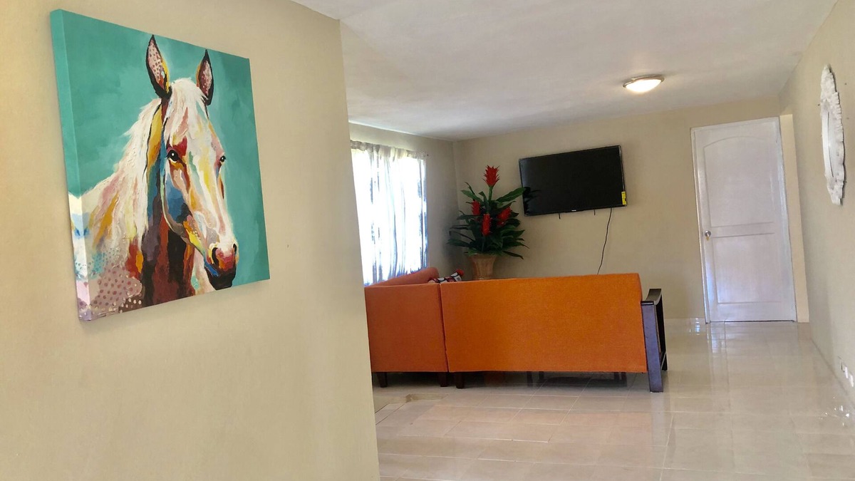 Santo Domingo Este House | Luxury Residencia De Rodriguez - Breakfast included