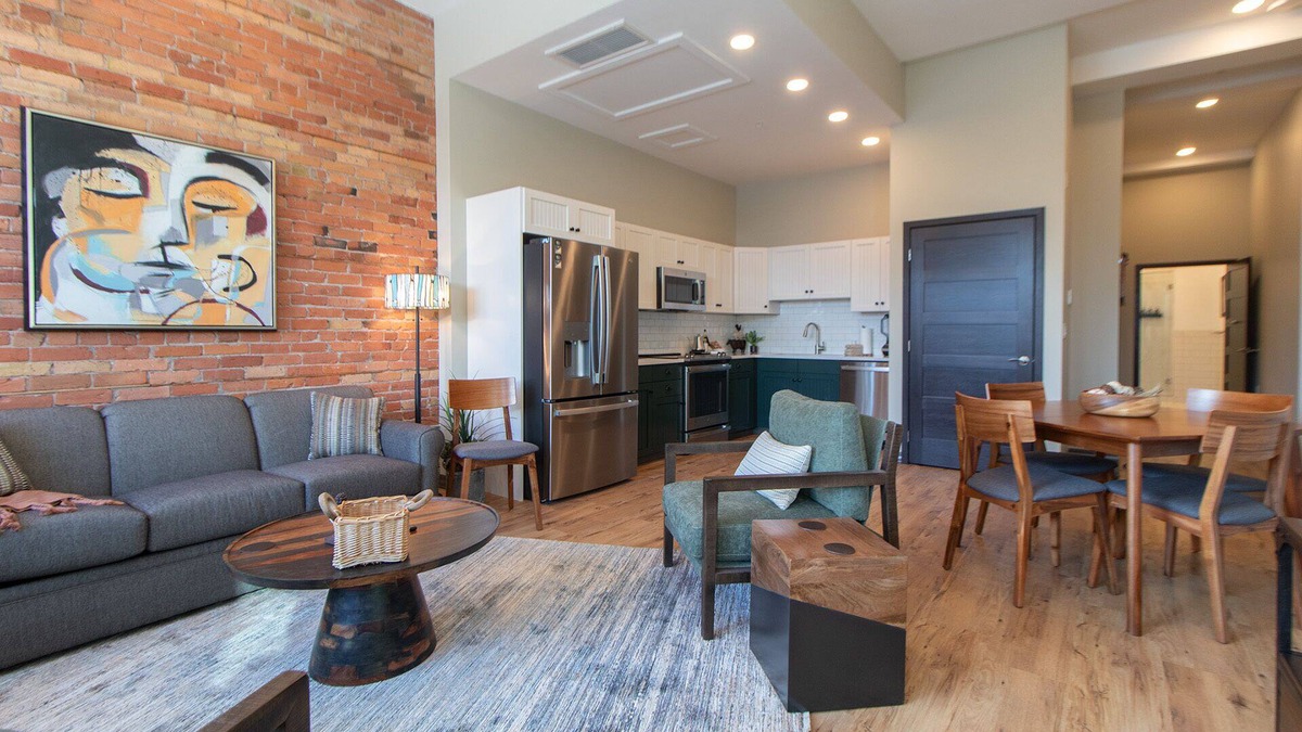Duluth Apartment | Luxury Residential Suite Duluth Press 101