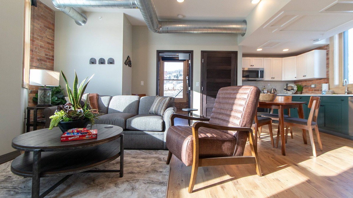 Duluth Apartment | Luxury Residential Suite Duluth Press 203