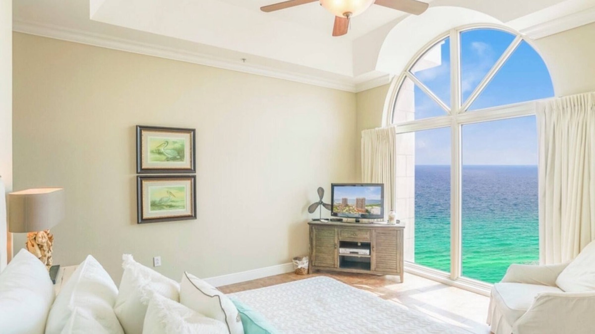 Pensacola Beach Resort | Luxury Resort Penthouse!