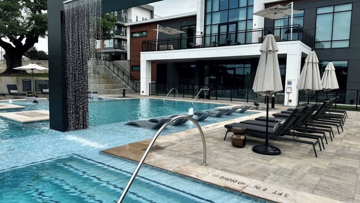 McNeil Apartment | Luxury Resort-Style Apt Pool