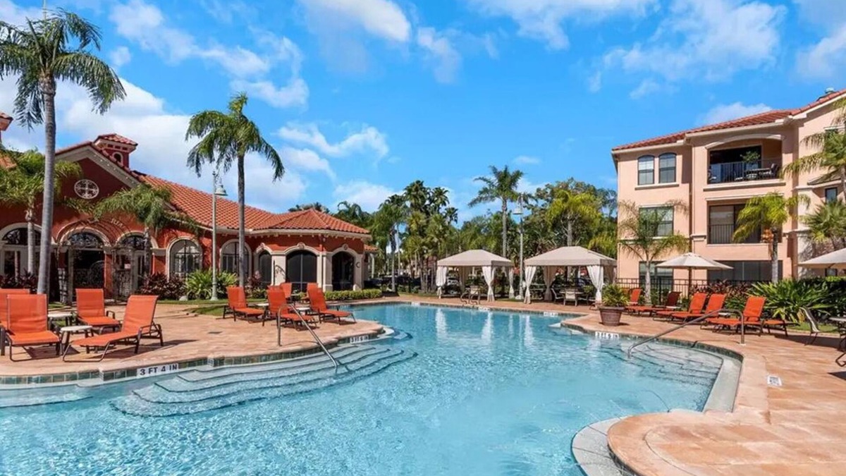 Clearwater Apartment | Luxury Resort Style Oasis