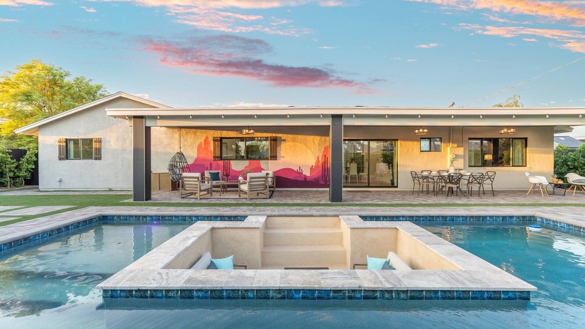 Scottsdale Estates Ten House | Luxury Retreat| Heated Pool | Mini Golf | Old Town