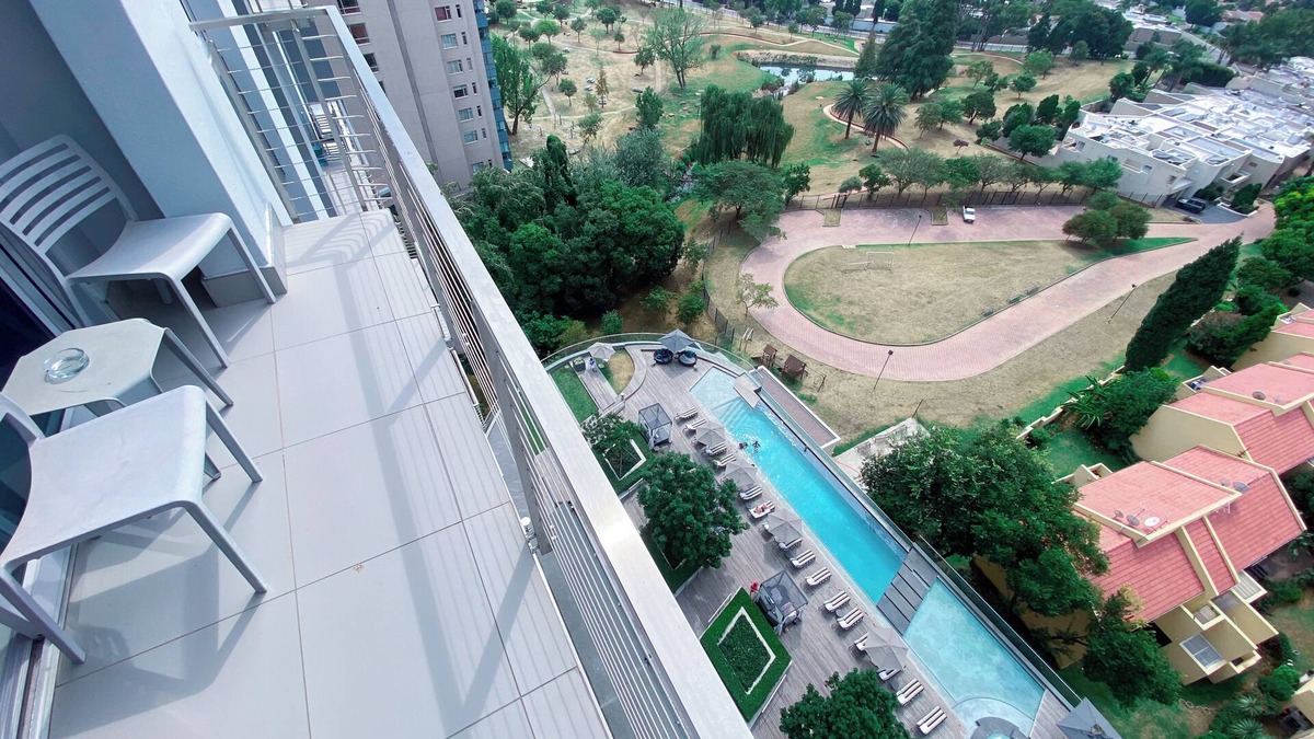 Sandown Apartment | Luxury Retreat in Sandton City