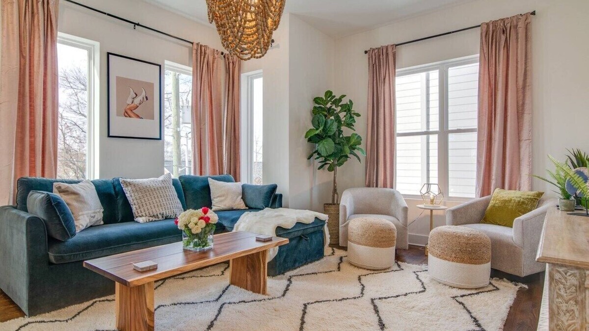 Hillsboro West End House | Luxury Retreat Near Vanderbilt University