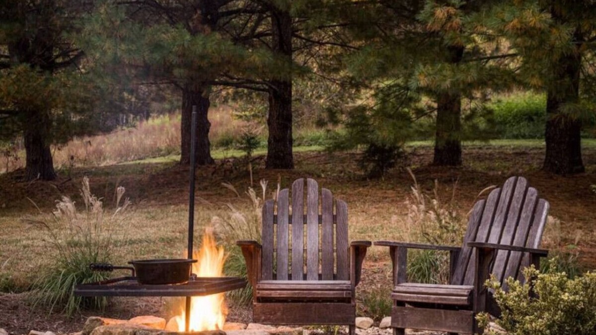 Faber Cottage | Luxury Retreat Perfect for Reconnecting w/Nature