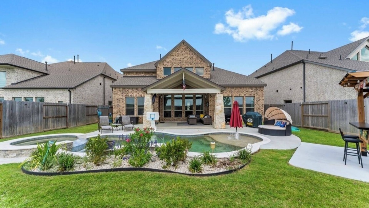 Barker Hotel | Luxury Retreat w/Pool & Spa