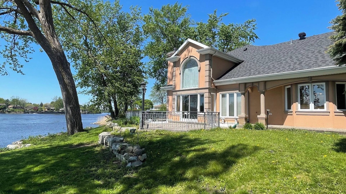 Sainte-Dorothee Villa | Luxury Riverside Villa with Magnificent RiverViews
