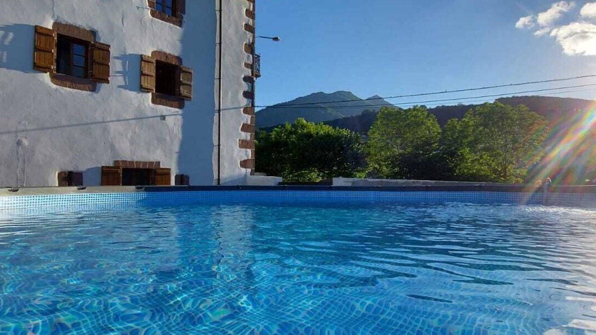 Sumbilla Villa | Luxury Rural House on the banks of the Bidasoa With everything to enjoy!