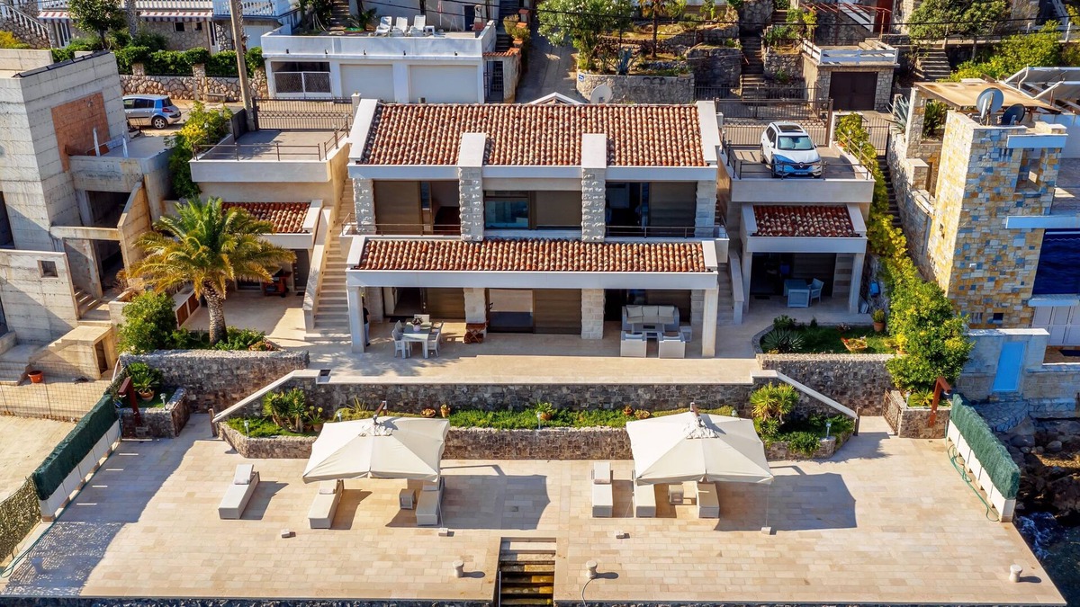 Krasici Villa | Luxury seafront villa in Boka Bay