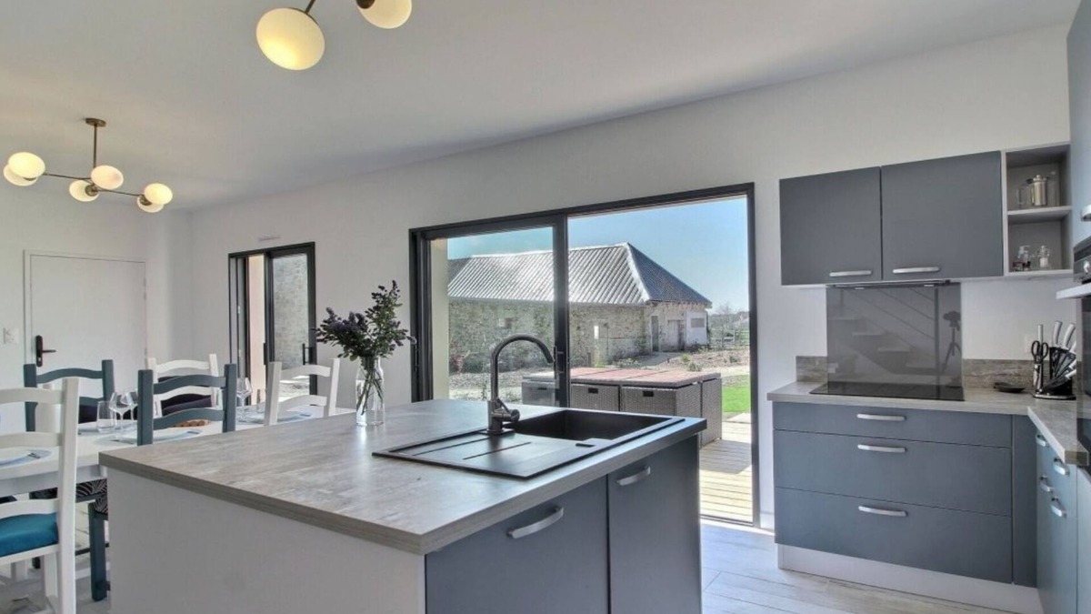 Plonevez-Porzay House | Luxury seaside gîte, projection room, sauna and jacuzzi -4-star accommodation