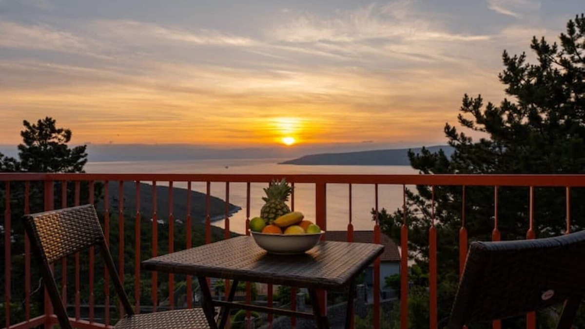 Zagorje Apartment | Luxury Seaview Apartment