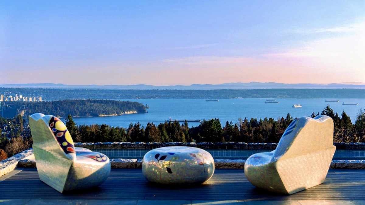 West Vancouver Villa | Luxury Seaview Private Resort in Vancouver