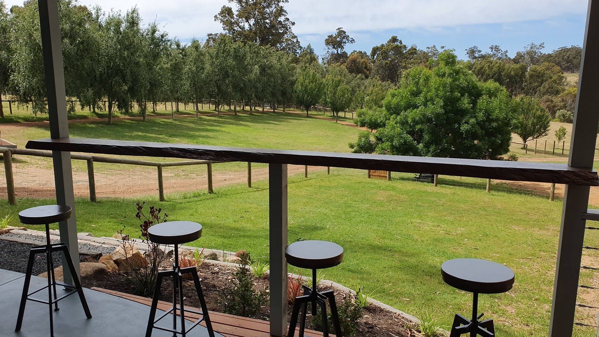 Lowden Cabin | Luxury Shed Stay in the Preston Valley