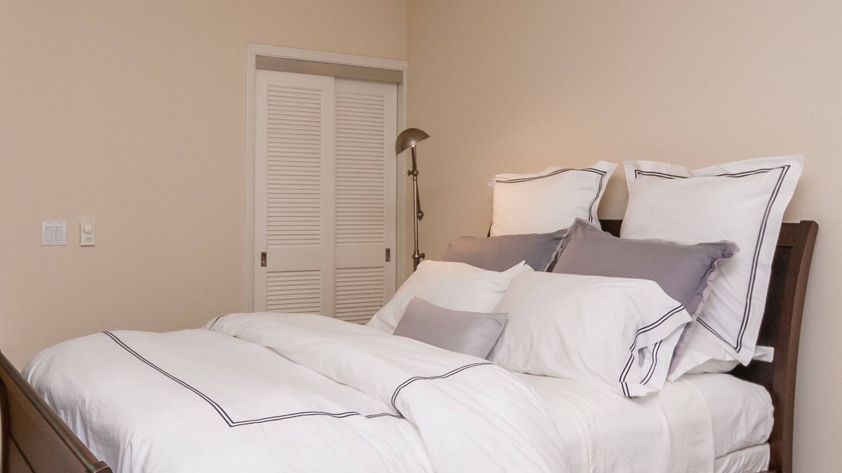 Downtown San Francisco Condo | Luxury Sheets on a Heavenly Bed? Yes please!