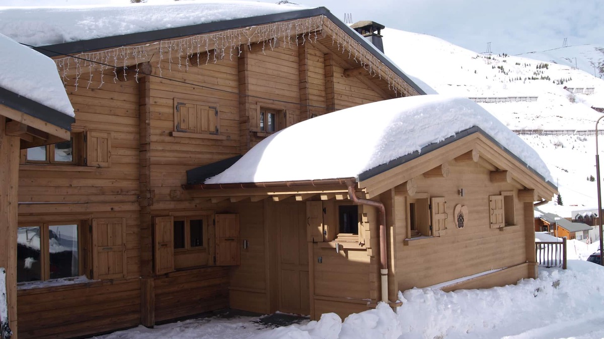 Le Lavachet Ski Chalet | Luxury ski-in/ski-out Chalet with jacuzzi and sauna Tignes 2100m - Val d'Isère