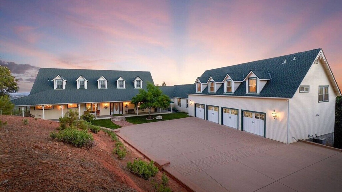 Phoenix Lake-Cedar Ridge House | Luxury Sonora Retreat with Breathtaking 360 views 6200 SF