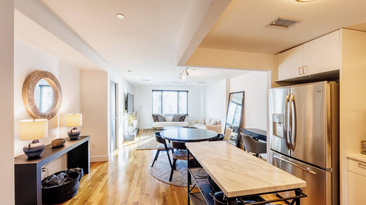 Chinatown Apartment | Luxury Spacious 1bedroom in central East Village/Union Square