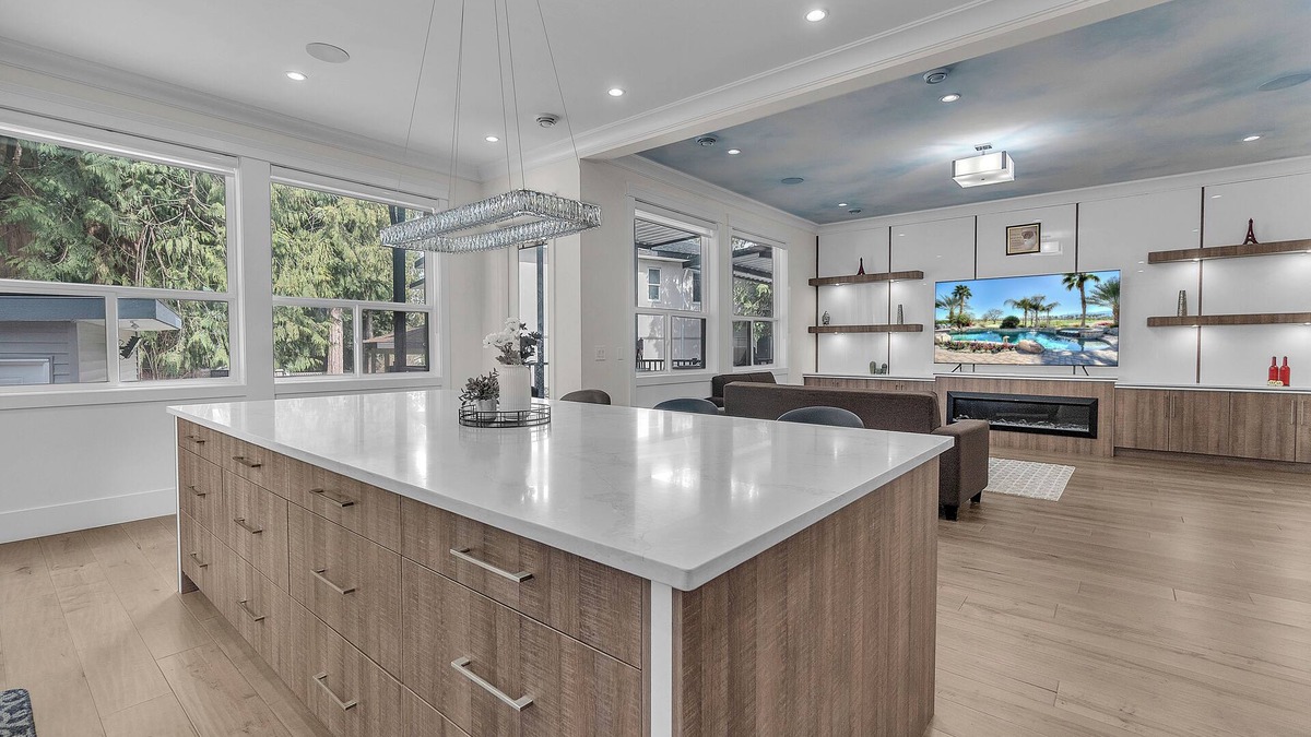 Newton House | Luxury Spacious House