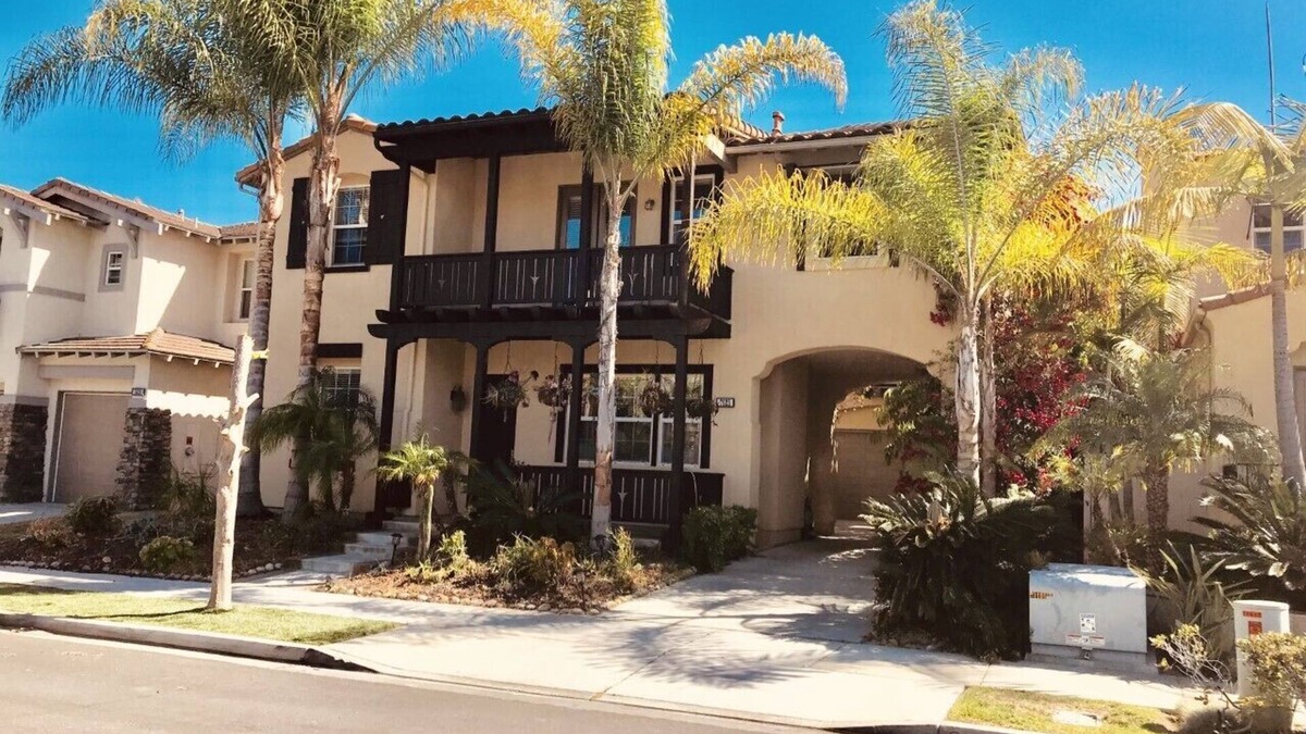 Pacific Highlands Ranch House | Luxury Spacious House 5 Bd,5 1/2 Bath