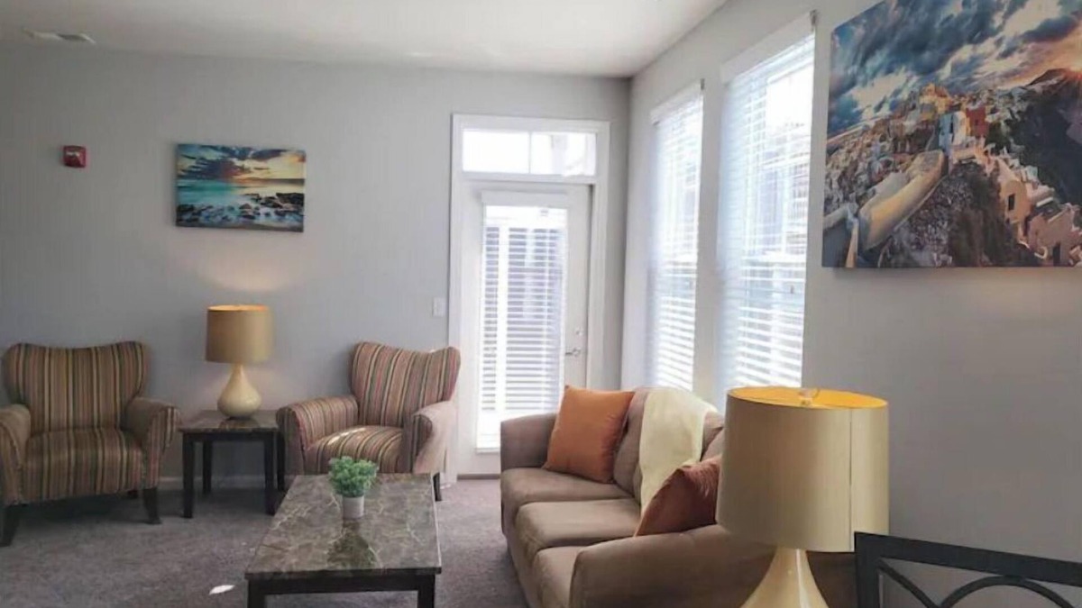 Saint Marys Allen County Apartment | LUXURY STAY in a SPACIOUSLY LAVISH 1BR, 1BA.