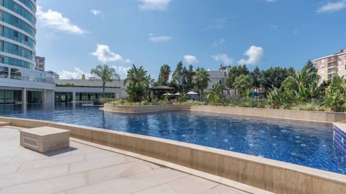 Bouvet Island Apartment | Luxury Stay with Maxi Homes 1Bed: Free Pool, Spa, Fitness & Walk to the Beach!