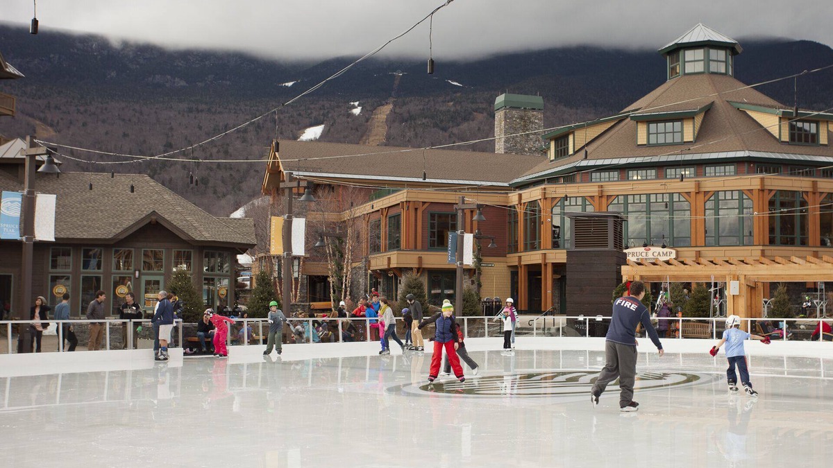 Stowe Area Apartment | Luxury Studio Ski in -ski out Mt Mansfield Views, Mountain Golf Course Access
