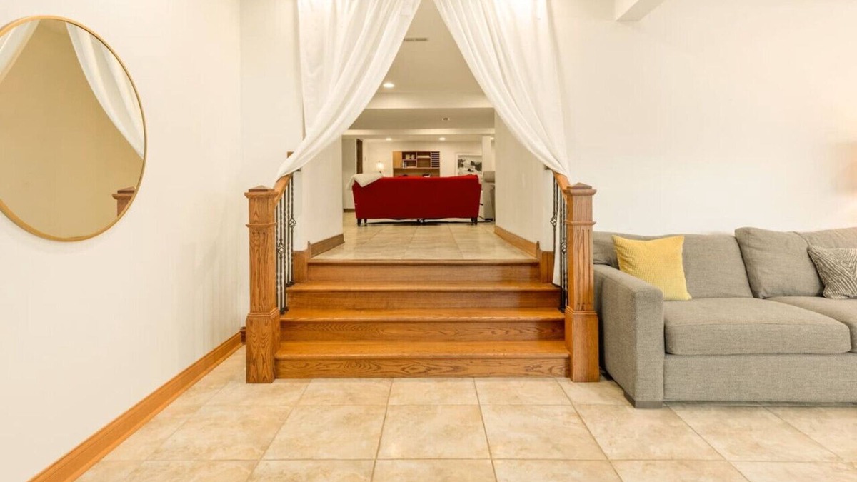 Glen Ellyn House | Luxury Suite in Glen Ellyn