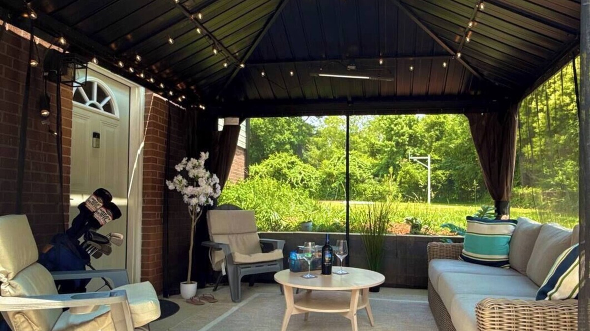 Sedgefield Apartment | Luxury Suite, patio, Gazebo, hammock, sauna, fence
