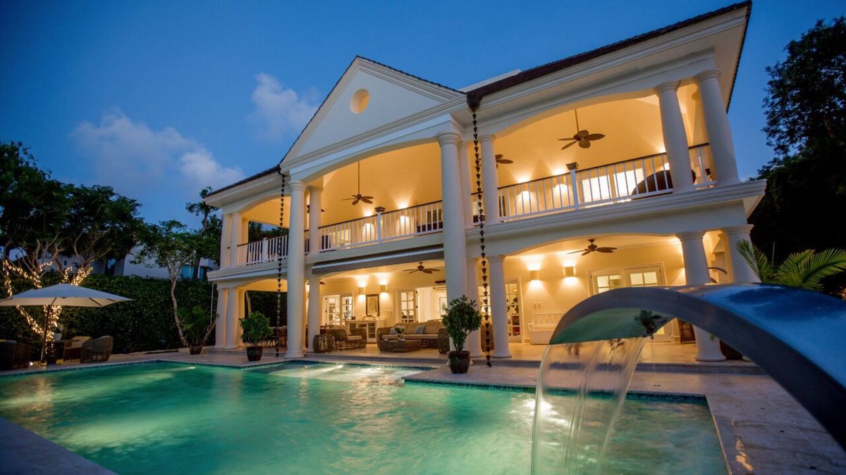Punta Cana Villa | Luxury Sunshine Villa -outdoor movie screen & pool heated(50x17ft), CHEF & staff