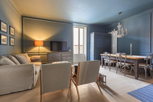 Porta Volta Apartment | Luxury terrace in the center of Milan Garibaldi train station Brera