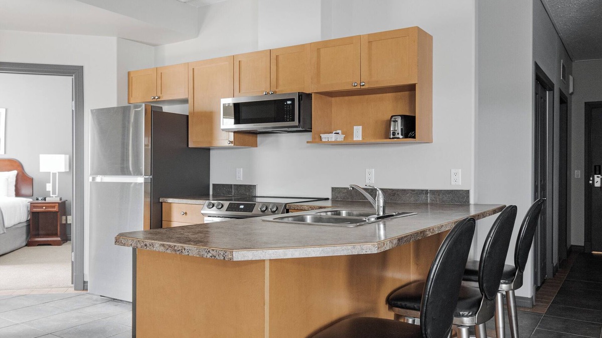 Fort McMurray Apartment | Luxury Three Bedroom Suite