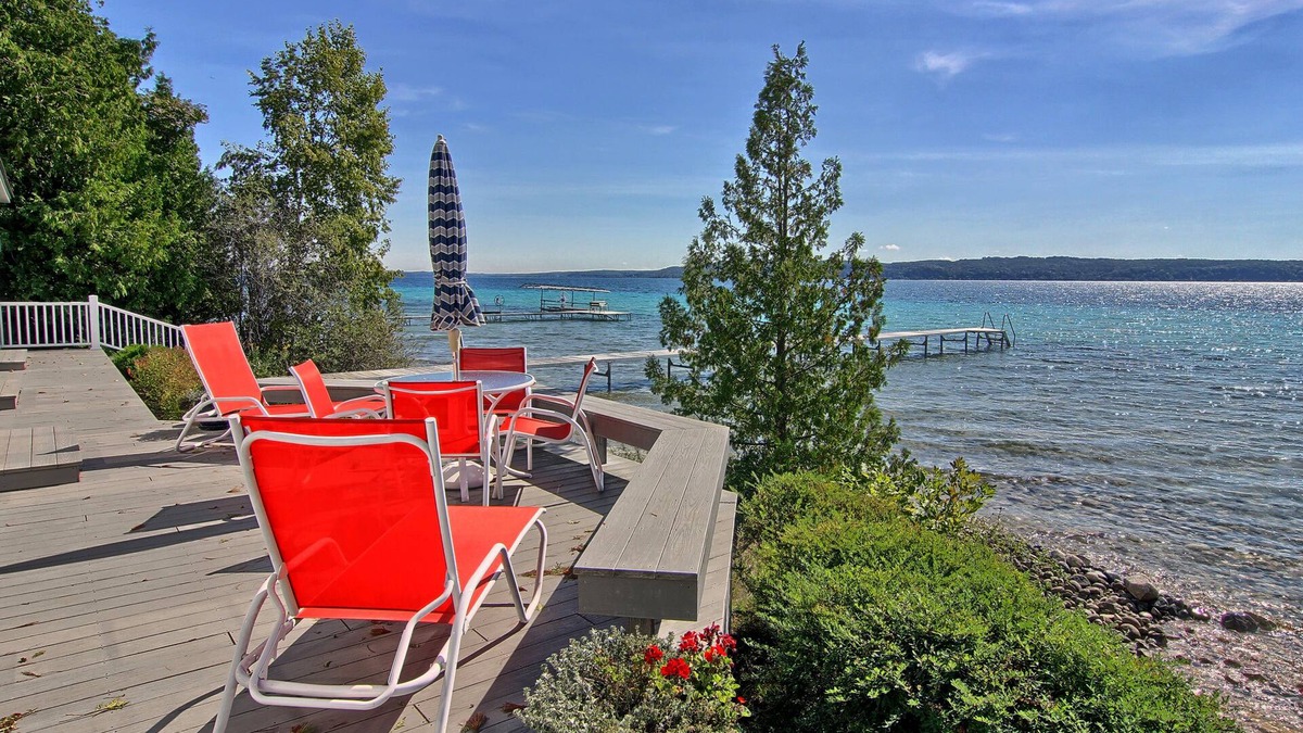 Lake Township House | Luxury Three Bedroom Home On Beautiful, Blue Crystal Lake Waterfront