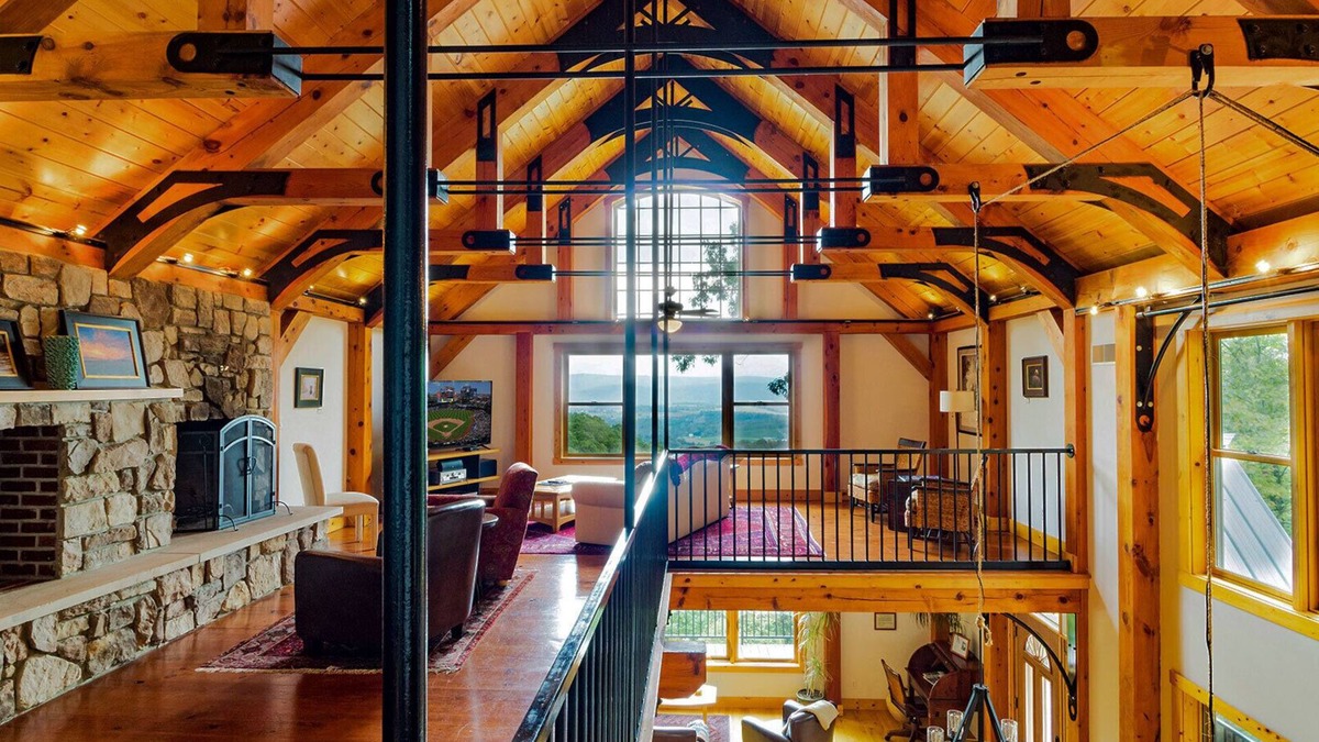 Spring Mills Cabin | Luxury Timber Frame Mountaintop Lodge, Stunning Views, 5 Suites, Chef's Kitchen