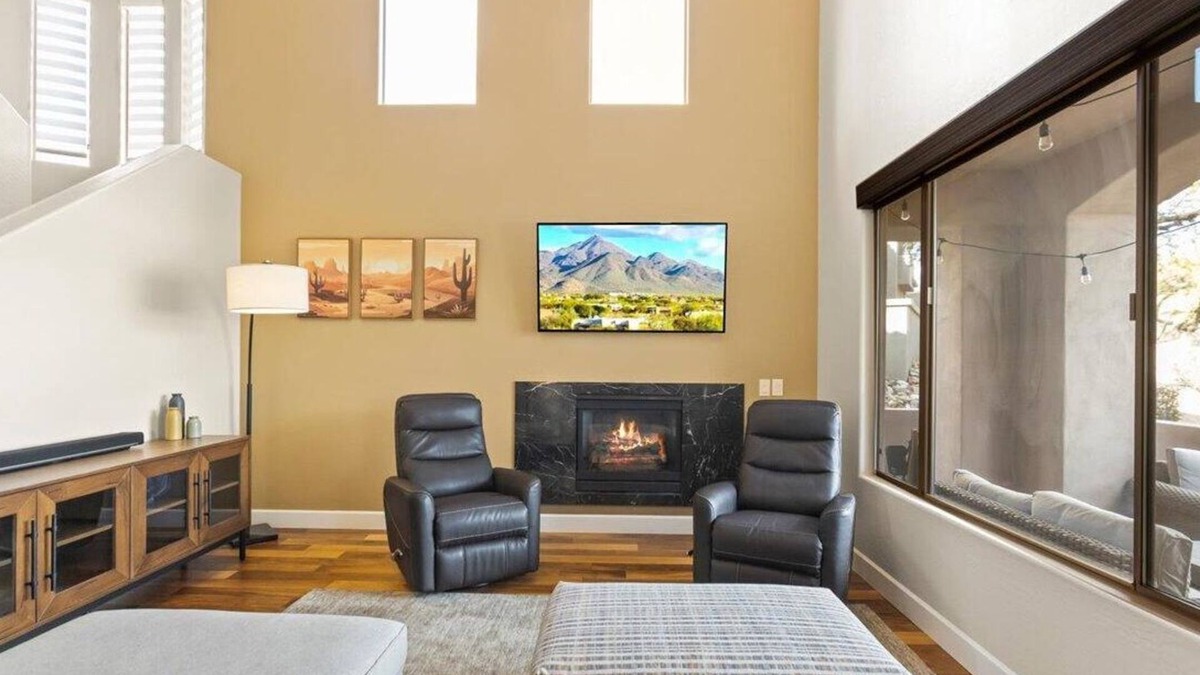 Talon Retreat House | Luxury Townhome | Grayhawk | Gated | 2 Bed+ Office